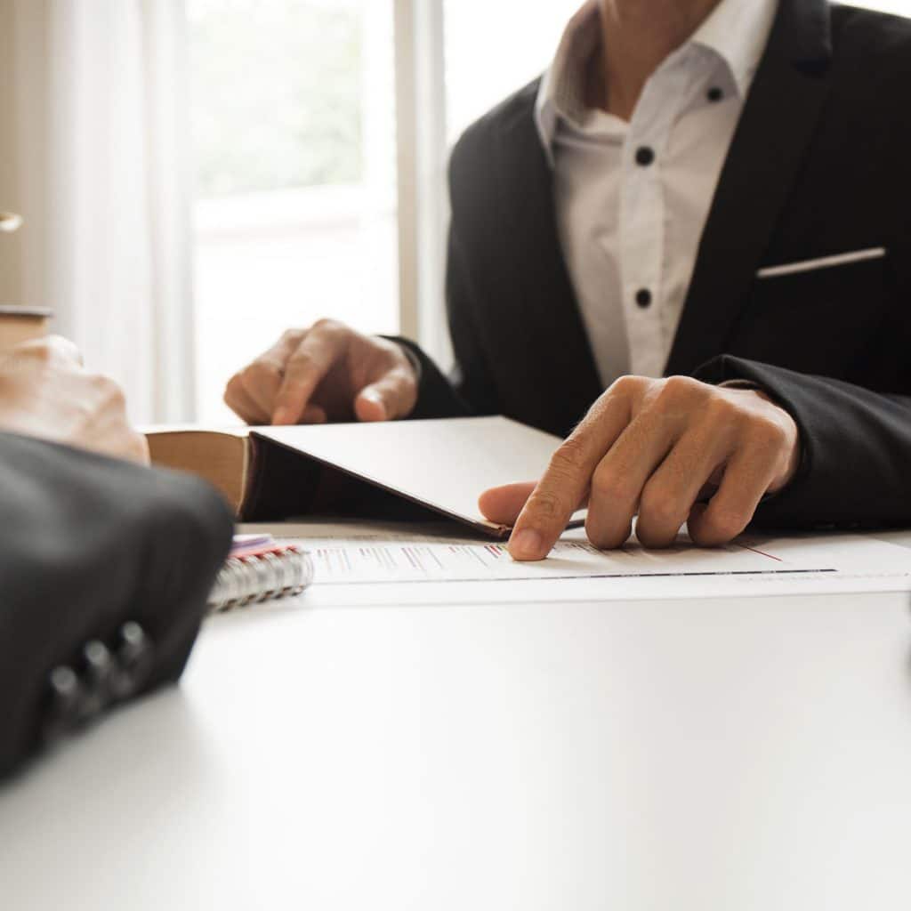 Compensation in Lieu of Reinstatement: Notice Model or Economic Loss Approach?